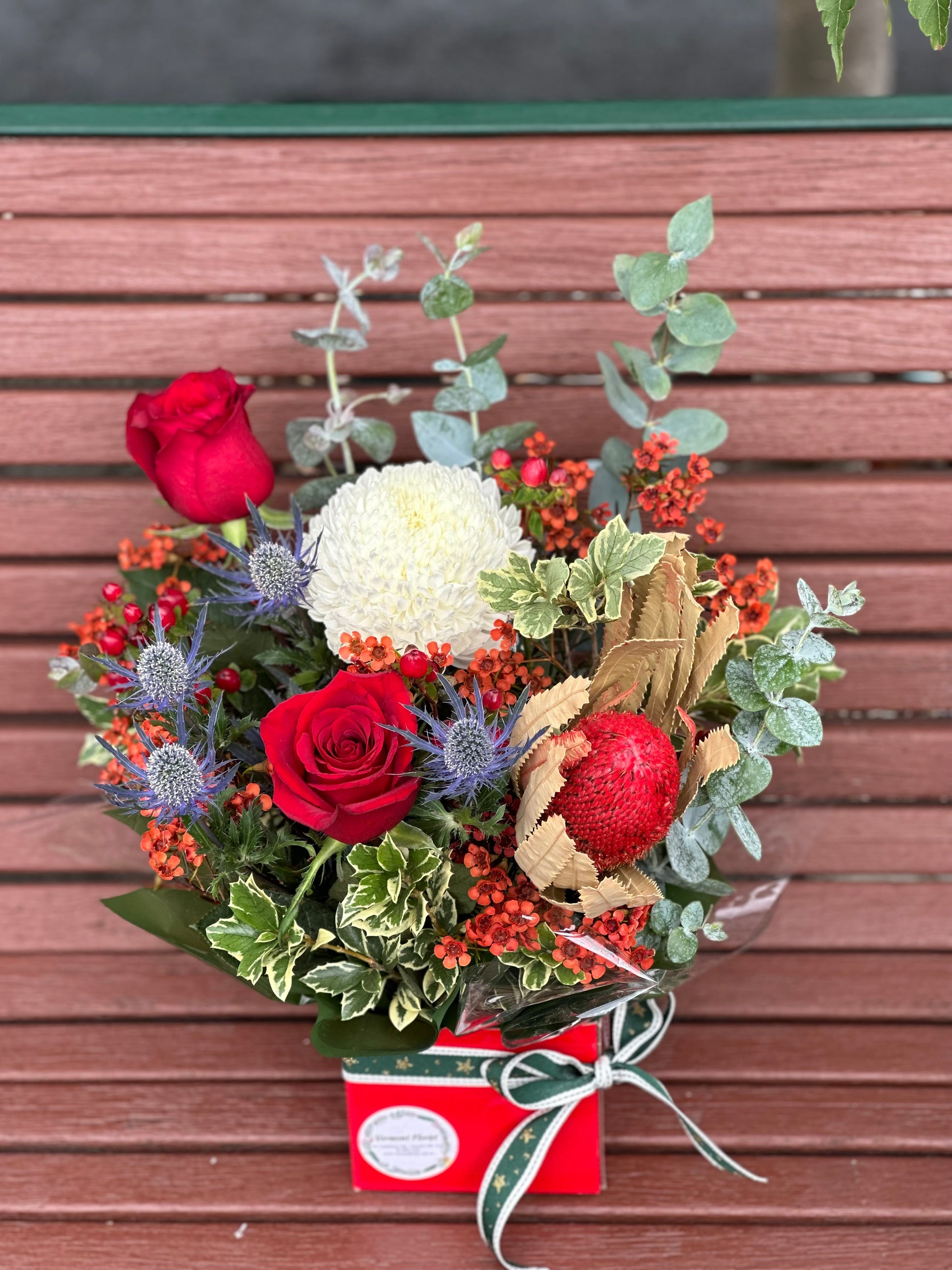 Christmas festive native box - Vermont Florist