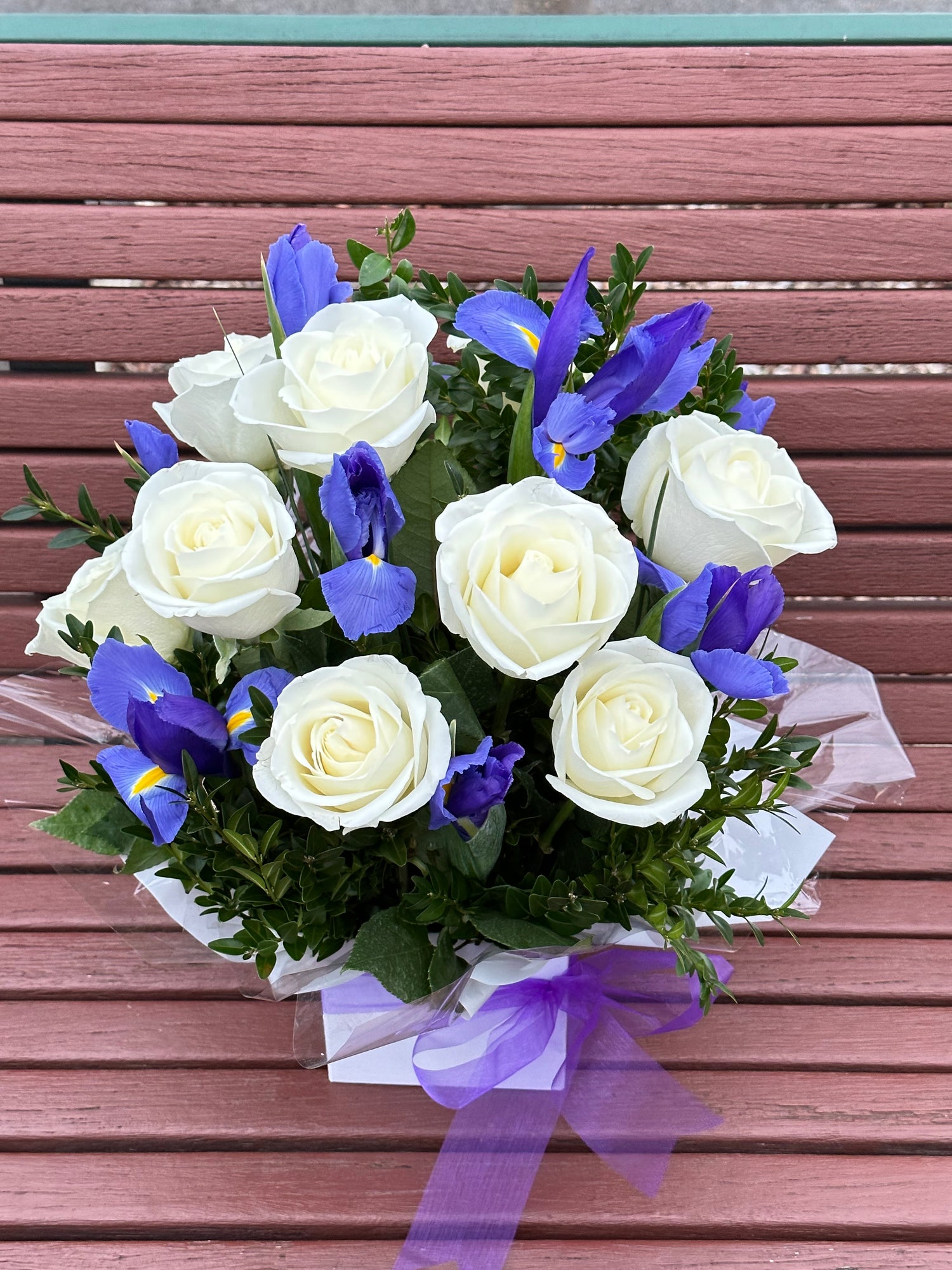 Elegancy box - Vermont Florist