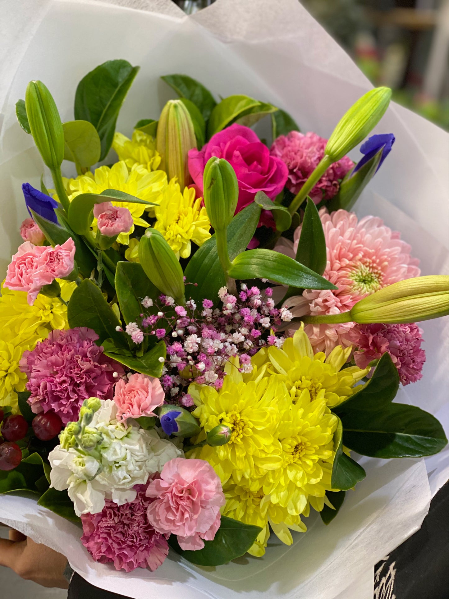 Seasonal Bouquet (Designer choice 5-9 types of flowers) - Vermont Florist