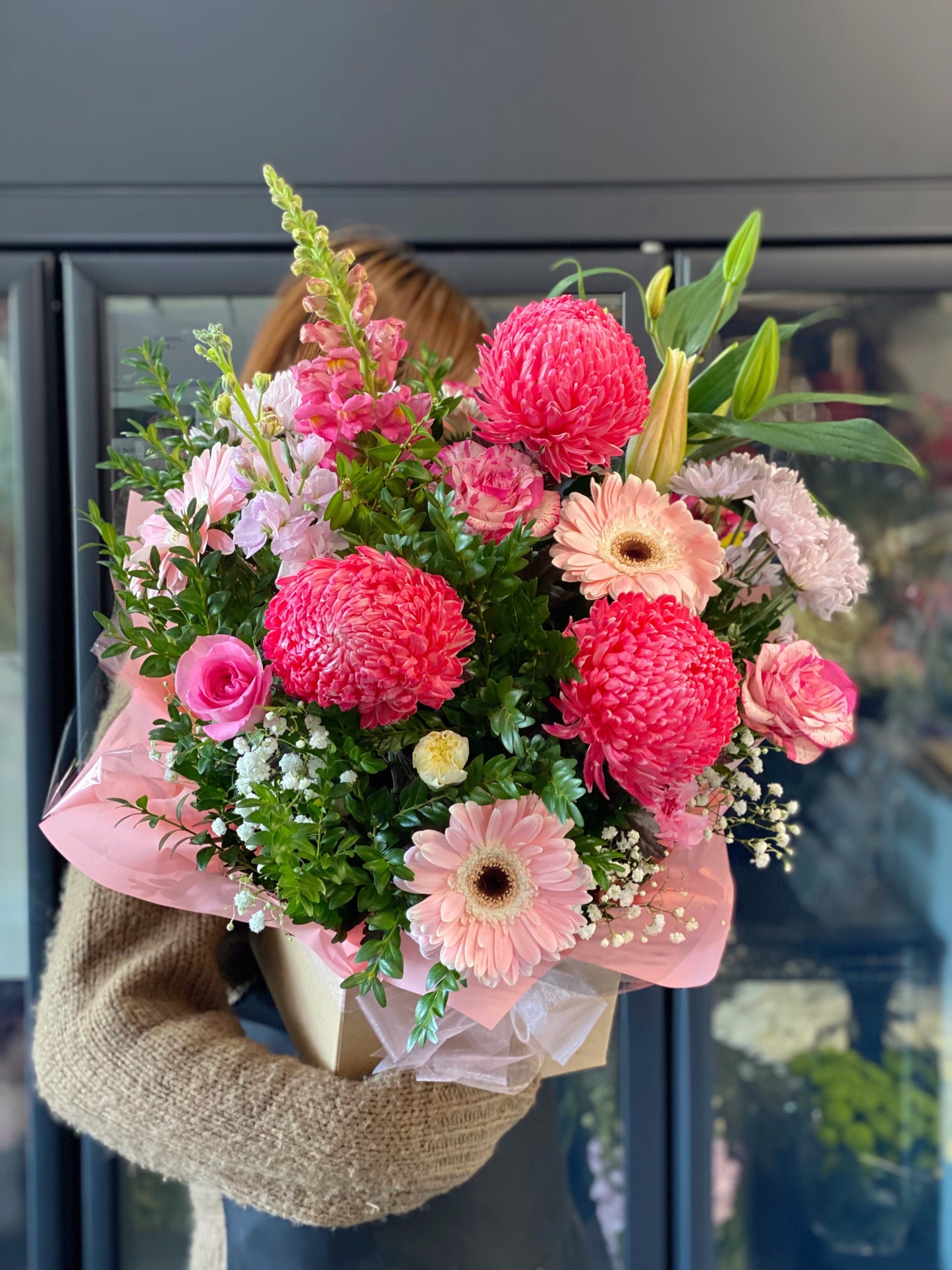 Chrysanthemum disbud Pinky round box (designer choice) - Vermont Florist