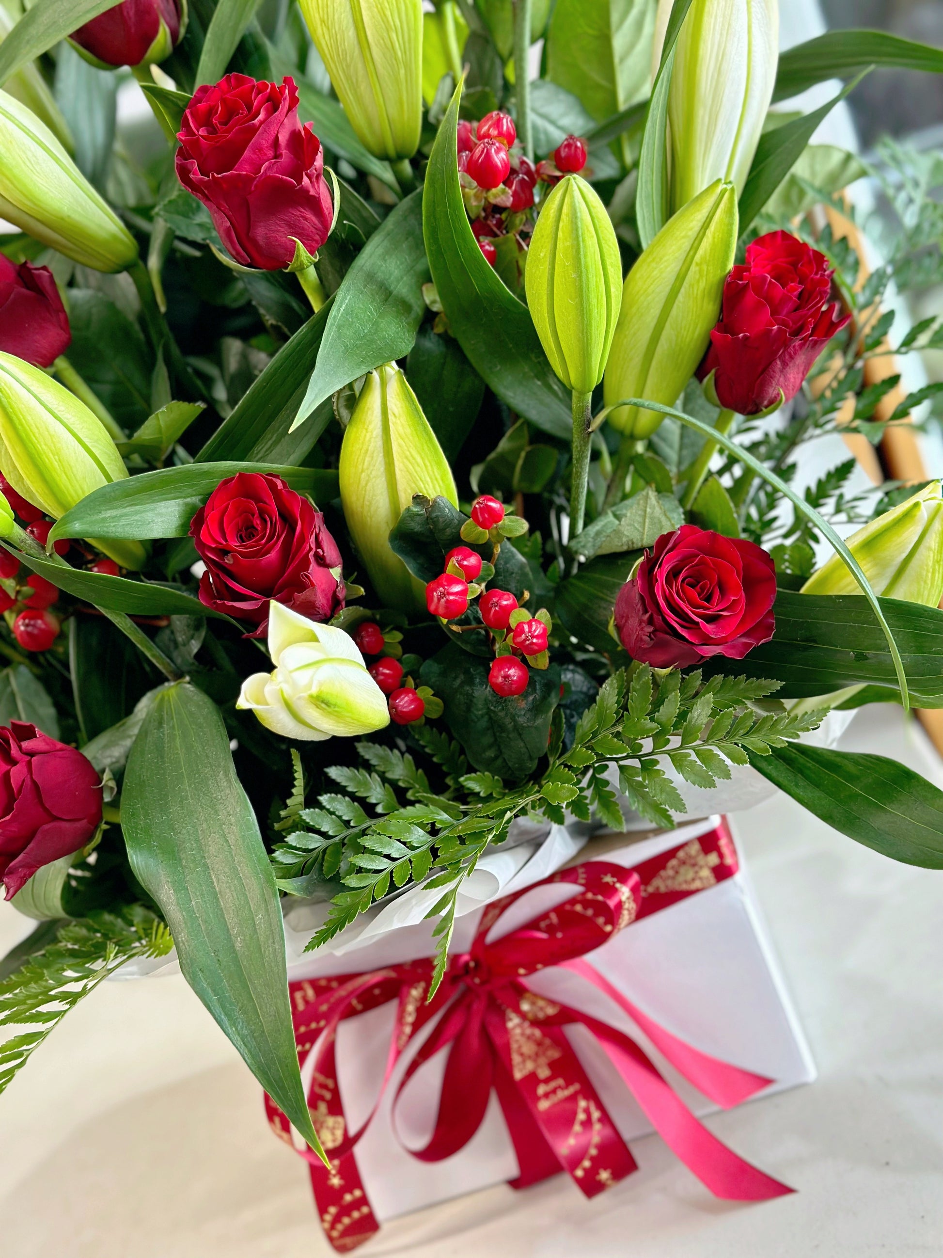Christmas big box arrangement - Vermont Florist