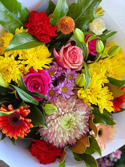 Seasonal Bouquet (Designer choice 5-9 types of flowers) - Vermont Florist