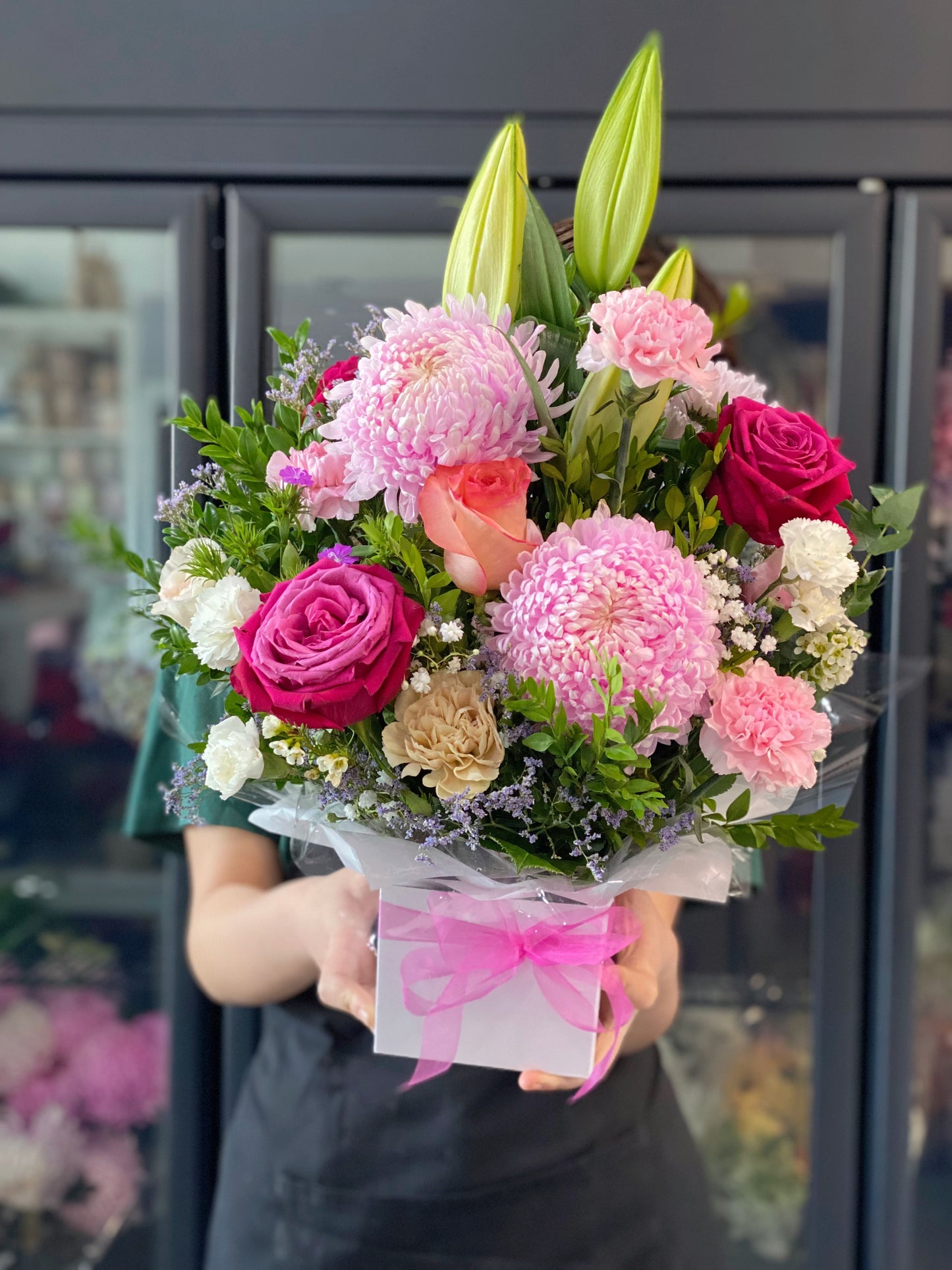 Chrysanthemum disbud Pinky round box (designer choice) - Vermont Florist