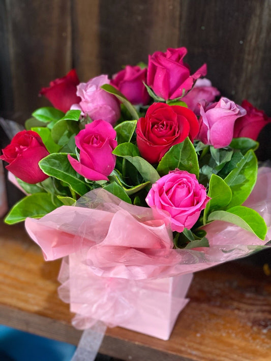 Wedding Anniversary Flowers For Every Milestone – Choose Yours!