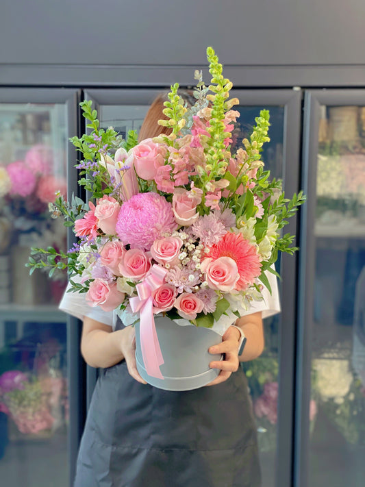Elevated Floral Gifting in Ringwood: Same-Day Bespoke Arrangements from Our Vermont Studio