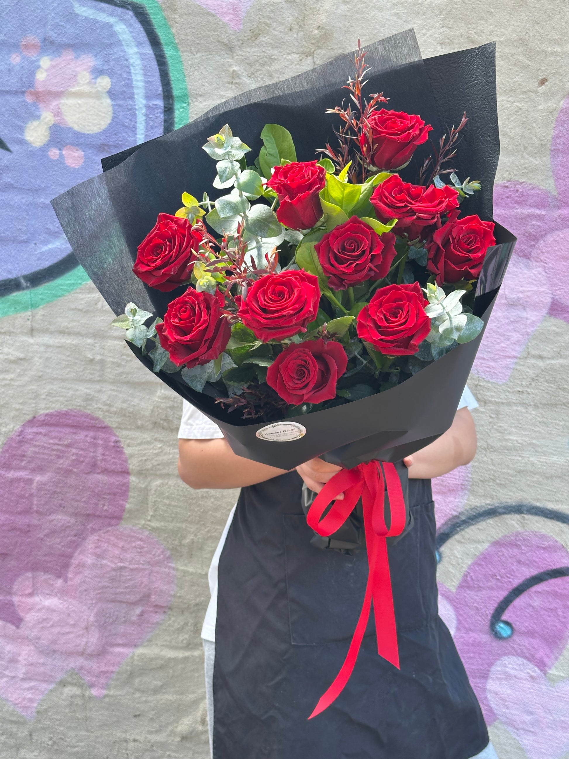 Classic Red bunch (10 stems long stem red rose bouquet ) - Vermont Florist
