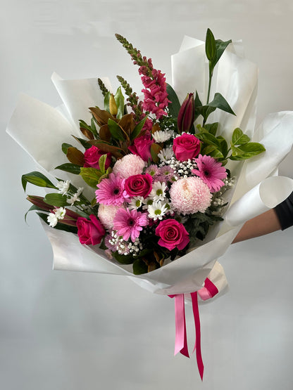 The Deluxe pink Bouquet - Vermont Florist