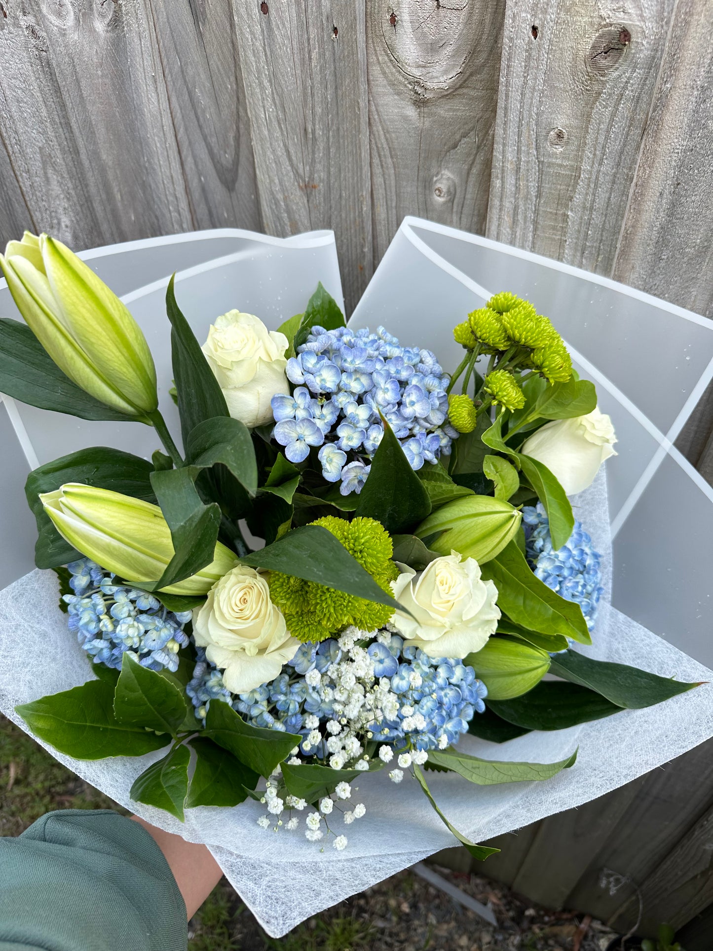 Blue and white bouquet ( Seasonal Hydrangea)