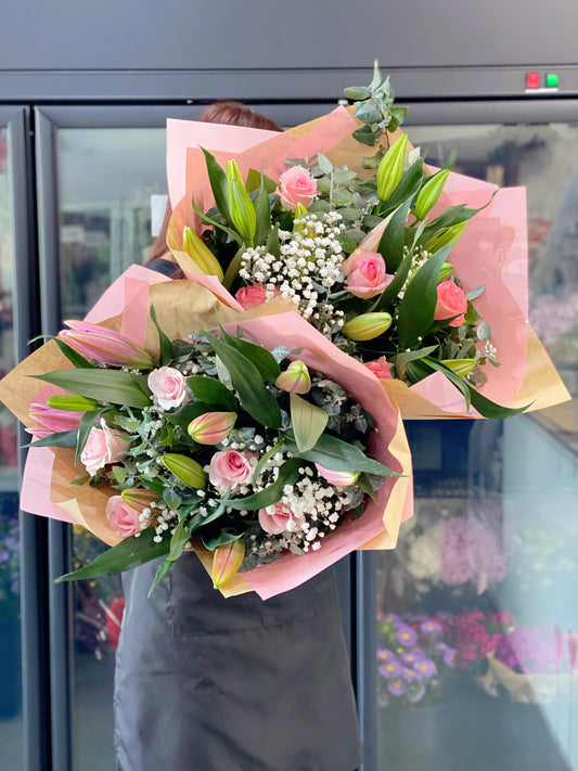 Classic oriental lily and rose bouquet PINK - Vermont Florist