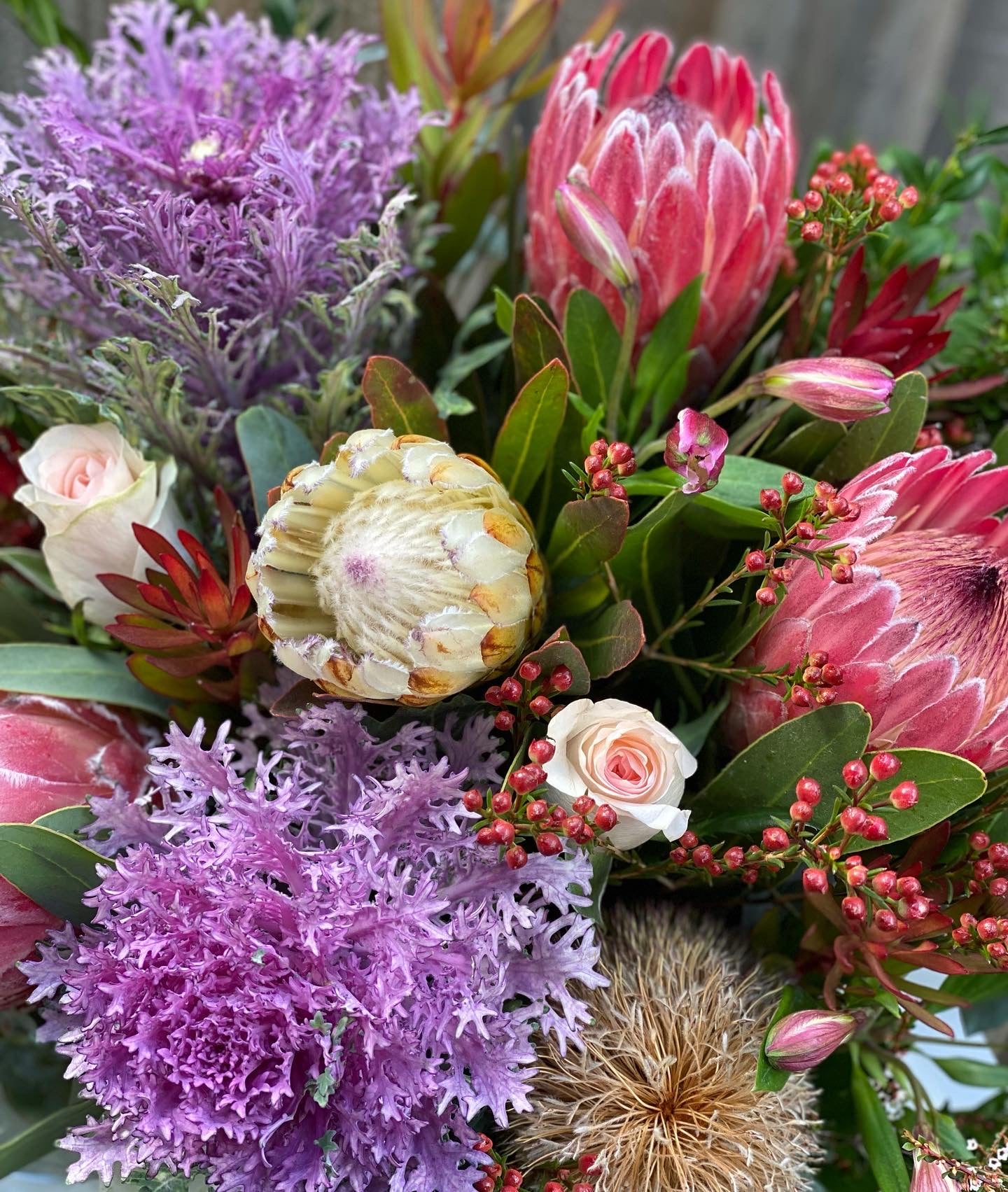 Seasonal native hat box arrangement (with seasonal fresh flowers) - Vermont Florist